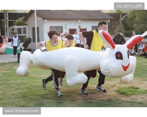 个性化比赛体恤设计，展现团队精神与风采